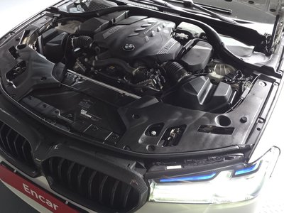 صورة 8 لـ 2020 BMW 5 SERIES