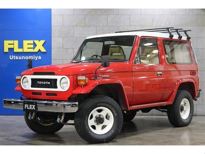 TOYOTA LAND CRUISER 70 - 1