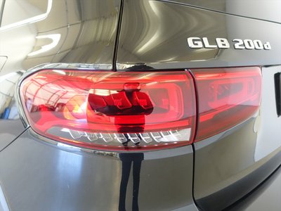MERCEDES-BENZ GLB - 9