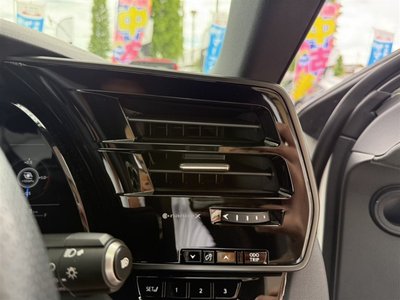 صورة مصغرة 11 لـ 2025 Lexus RX