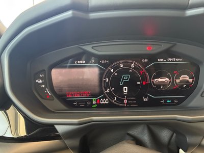 2025 Lamborghini URUS — миниатюра 28