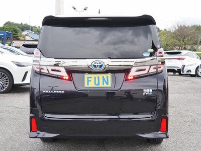 TOYOTA VELLFIRE - 7