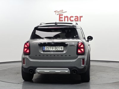 MINI COUNTRYMAN - 4