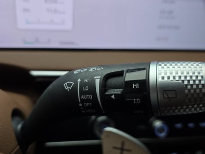 2024 Genesis GV70 — миниатюра 27