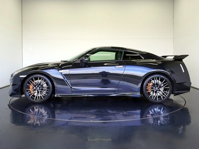 NISSAN GT-R - 6
