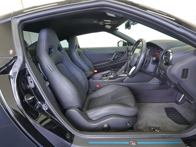 NISSAN GT-R - 9