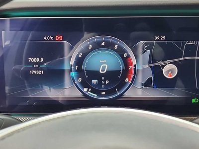 MERCEDES-BENZ E-CLASS - 7