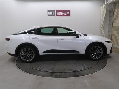 TOYOTA CROWN CROSSOVER - 10