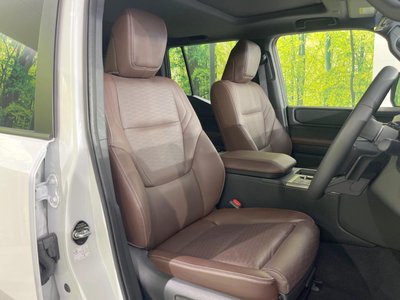 TOYOTA LAND CRUISER 250 - 8
