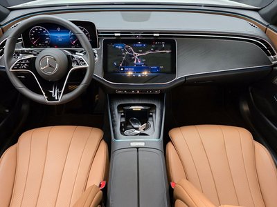 MERCEDES-BENZ E-CLASS - 5