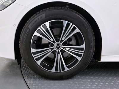 MERCEDES-BENZ E-CLASS - 6