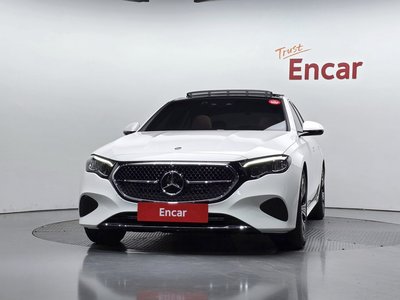 MERCEDES-BENZ E-CLASS - 2