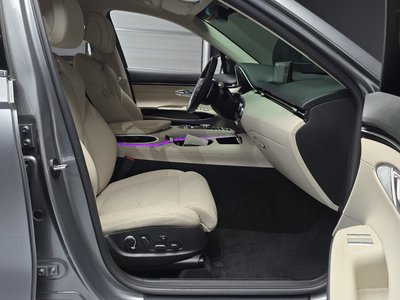 2023 Genesis GV70 — миниатюра 11