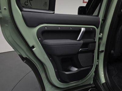 2023 LAND Rover DEFENDER — миниатюра 15