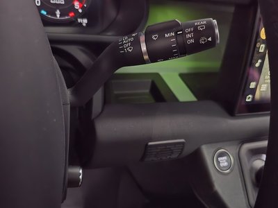 2023 LAND Rover DEFENDER — миниатюра 30