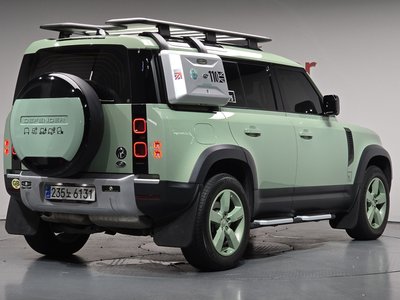 2023 LAND Rover DEFENDER — фото 3