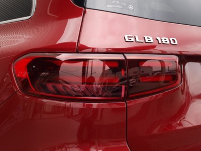 صورة مصغرة 33 لـ 2025 Mercedes-BENZ GLB