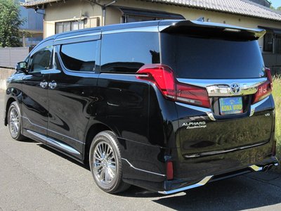 TOYOTA ALPHARD - 4