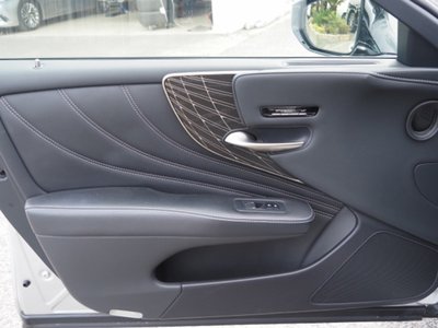 صورة مصغرة 63 لـ 2021 Lexus LS
