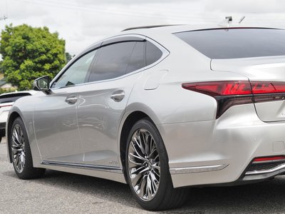 صورة مصغرة 13 لـ 2021 Lexus LS