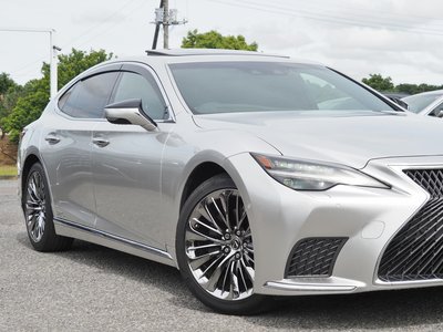 صورة 10 لـ 2021 Lexus LS