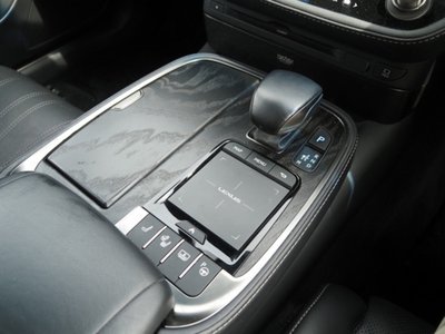 صورة مصغرة 52 لـ 2021 Lexus LS