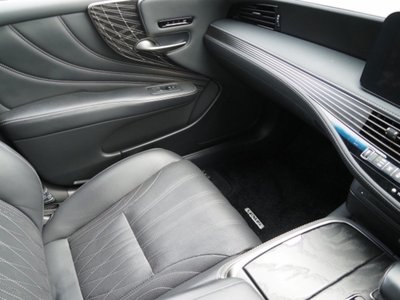 صورة مصغرة 69 لـ 2021 Lexus LS
