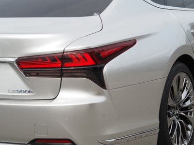 صورة مصغرة 72 لـ 2021 Lexus LS