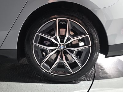 2024 BMW 5 SERIES photo 8