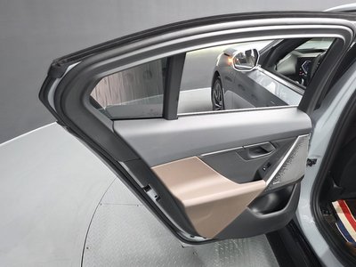 2024 BMW 5 SERIES 缩略图 15