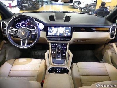 PORSCHE CAYENNE - 4