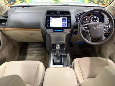 TOYOTA LAND CRUISER PRADO - 2