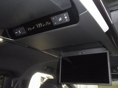 TOYOTA ALPHARD - 4