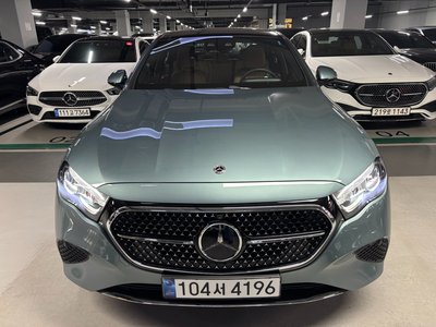 MERCEDES-BENZ E-CLASS