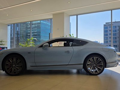 BENTLEY CONTINENTAL - 3