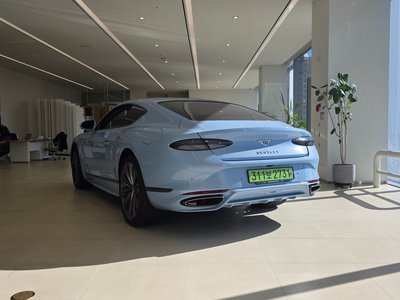 BENTLEY CONTINENTAL - 6