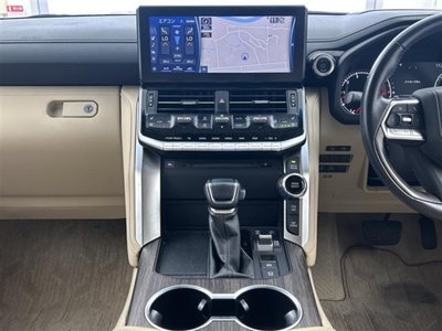 صورة مصغرة 18 لـ 2021 Toyota LAND CRUISER 300