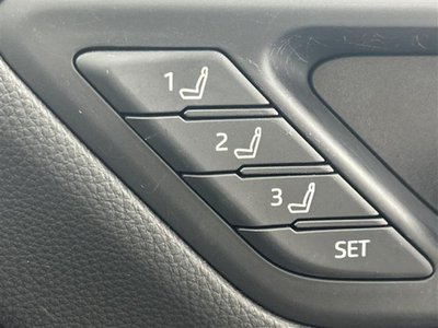 صورة مصغرة 16 لـ 2021 Toyota LAND CRUISER 300