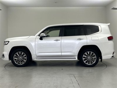 صورة مصغرة 33 لـ 2021 Toyota LAND CRUISER 300