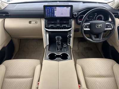 صورة مصغرة 42 لـ 2021 Toyota LAND CRUISER 300