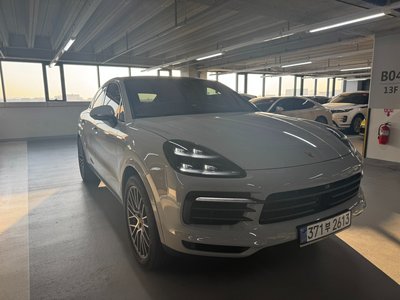 PORSCHE CAYENNE - 1