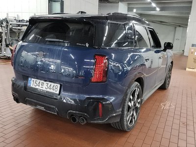MINI COUNTRYMAN - 4