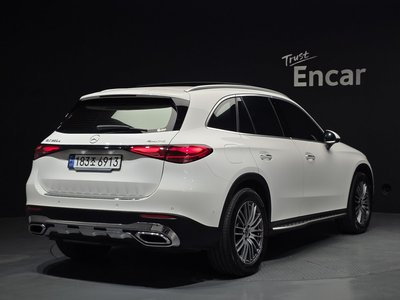 MERCEDES-BENZ GLC - 3