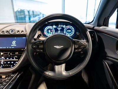 صورة مصغرة 24 لـ 2024 Aston Martin DBX