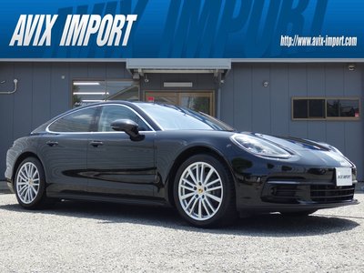 PORSCHE PANAMERA - 3
