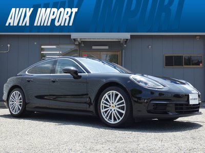 PORSCHE PANAMERA - 1