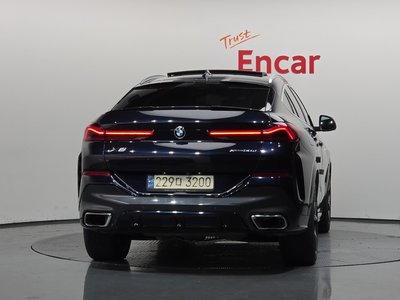 2022 BMW X6 照片 4