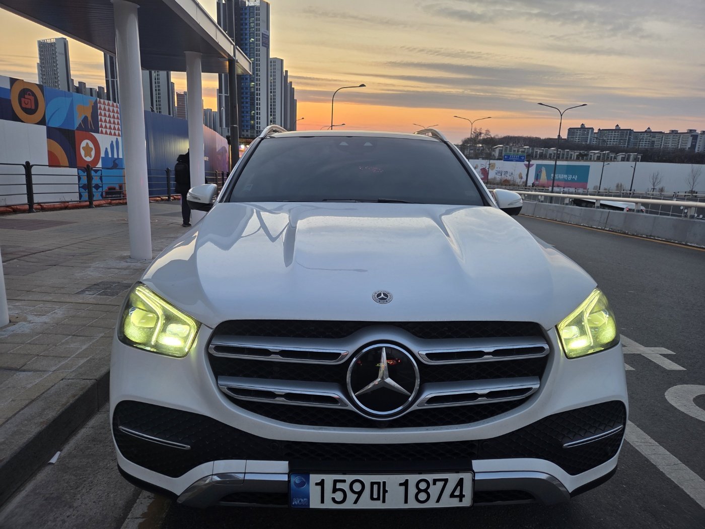 MERCEDES-BENZ GLE - View 1