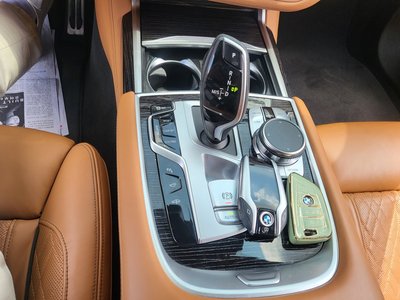 2022 BMW 7 SERIES photo 10