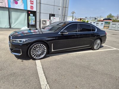 BMW 7 SERIES - 2